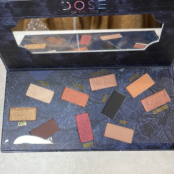 Dose Of Colors Hidden Treasures Palette - Picture 7 of 10